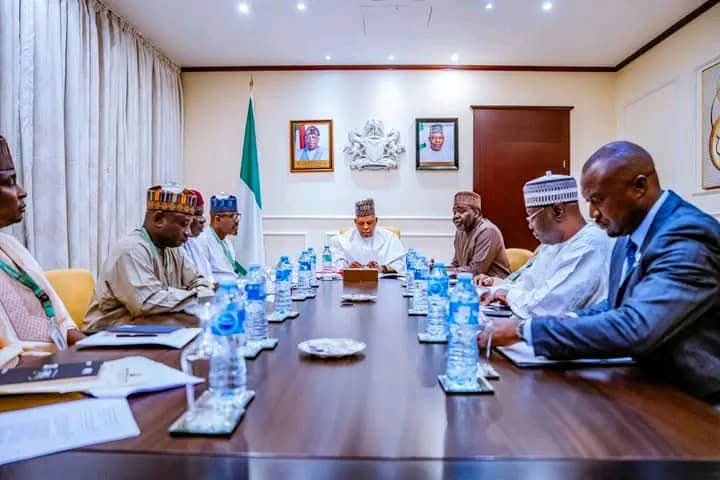 Vice President Kashim Shettima addressing NAHCON officials during a meeting at the Presidential Villa on the 2026 Hajj fare reduction.
