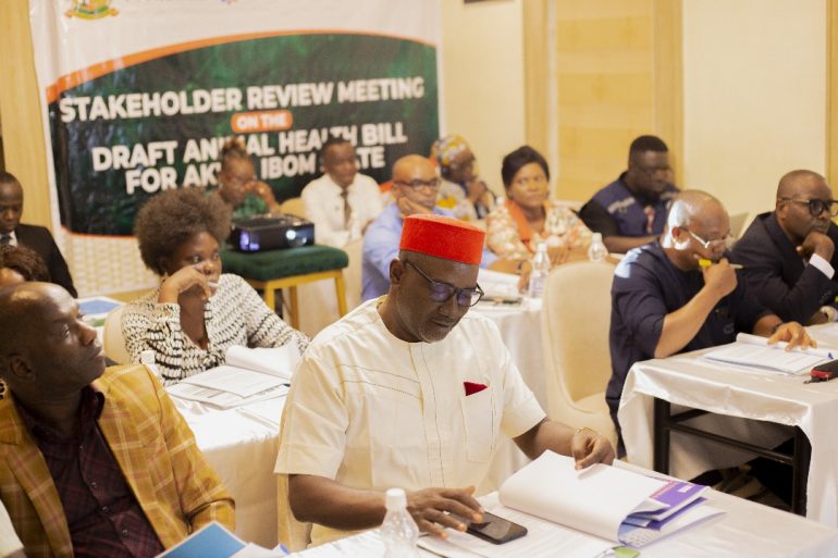 Stakeholders and health officials in Akwa Ibom meeting to review the Draft Animal Health Bill and improve animal health and disease control systems.